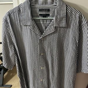 Banana Republic Organic Cotton Button Down - Large